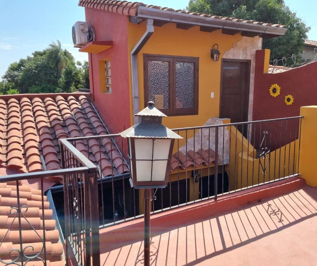 Hostal Mi Lugar Vintage Asuncion Kültér fotó
