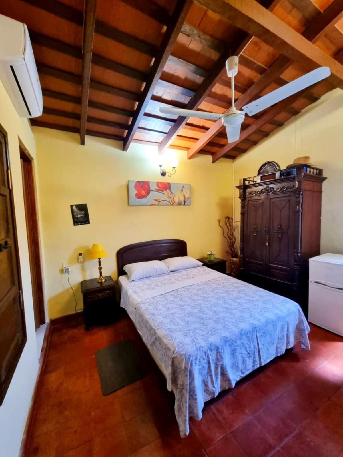 Hostal Mi Lugar Vintage Asuncion Kültér fotó